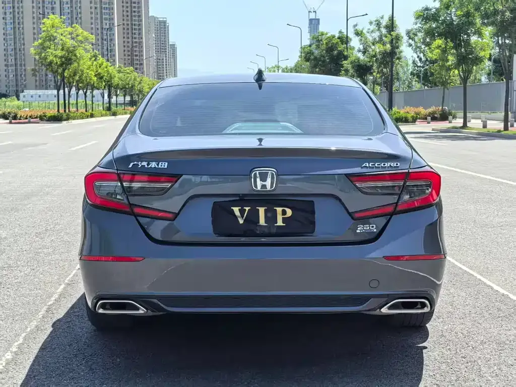 Honda Accord — фото 5