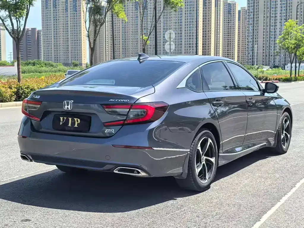 Honda Accord — фото 7