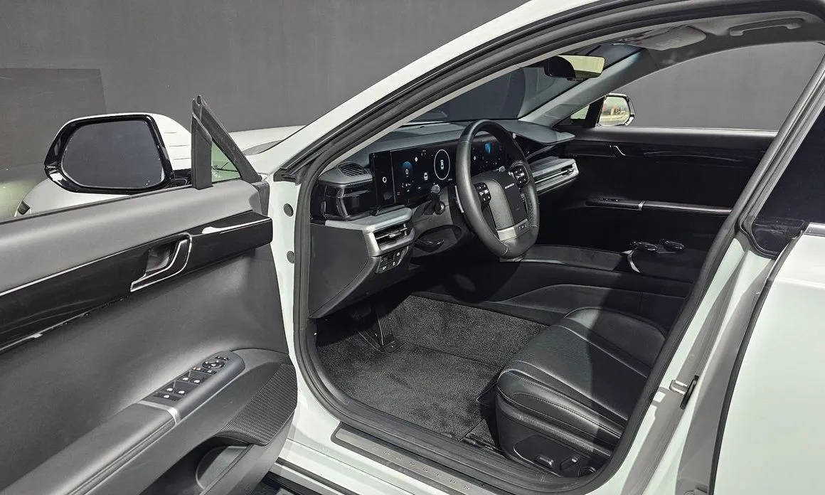 Hyundai Grandeur 2023 из KR, фото 8