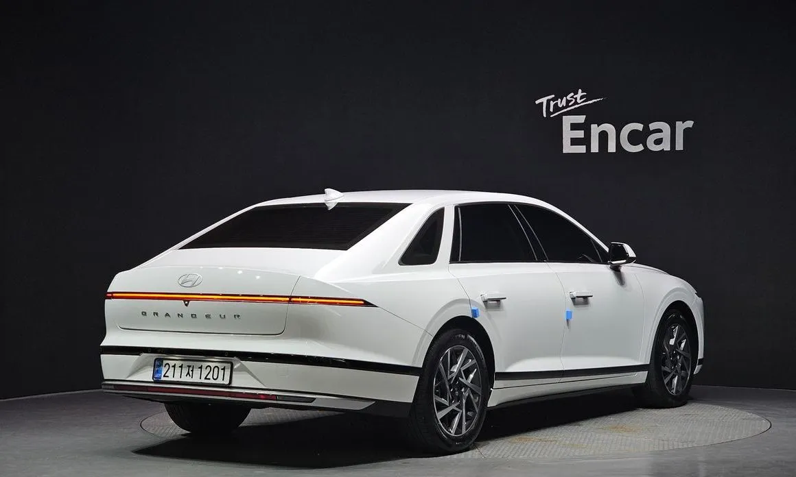 Hyundai Grandeur 2023 из KR, фото 4