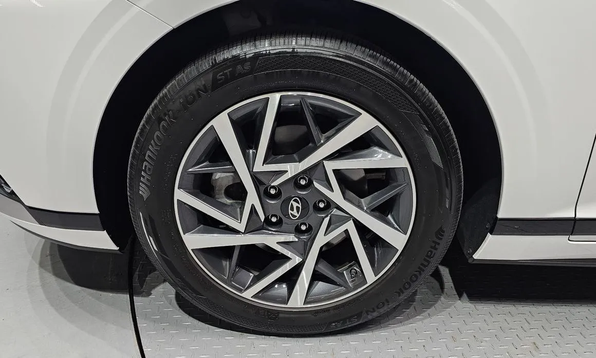 Hyundai Grandeur 2023 из KR, фото 9