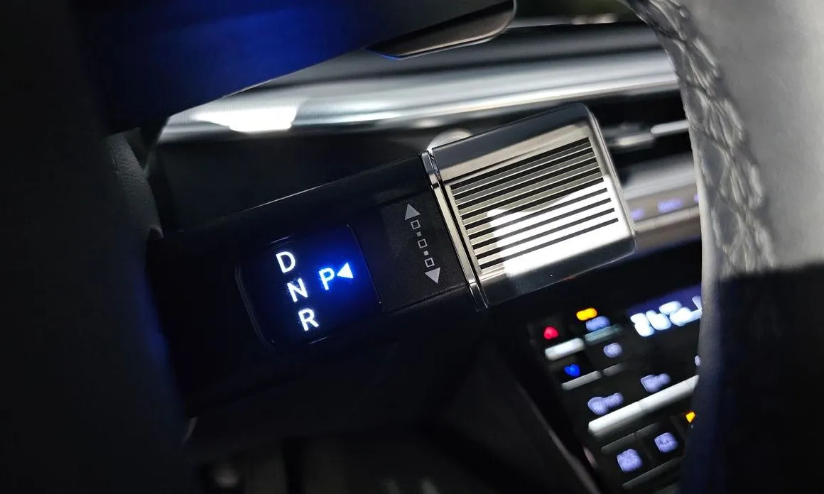 Hyundai Grandeur 2023 из KR, фото 2
