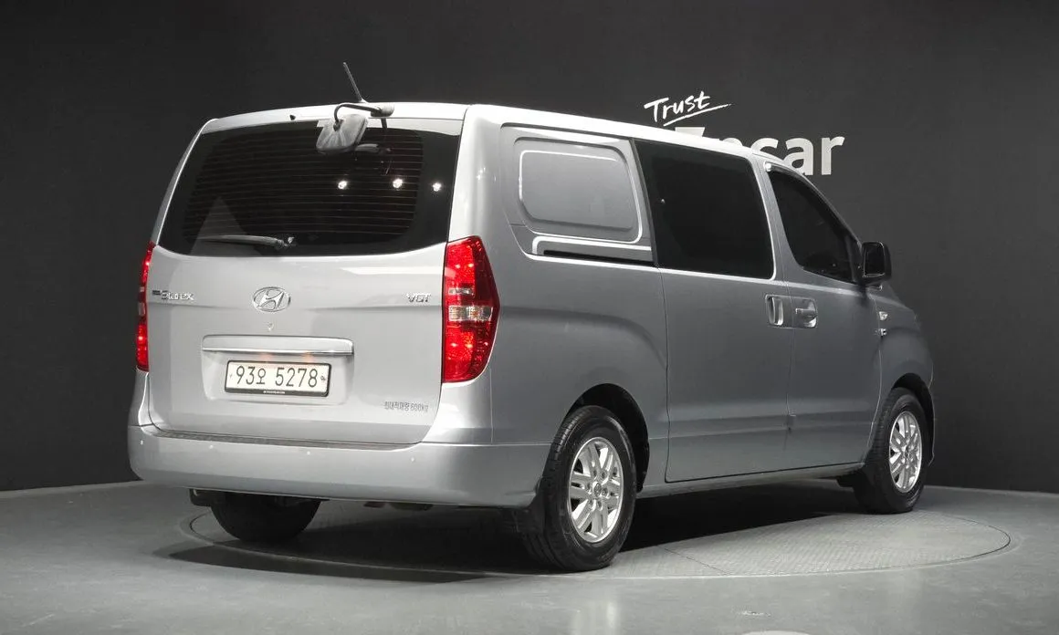 Hyundai Starex 2021 из KR, фото 3