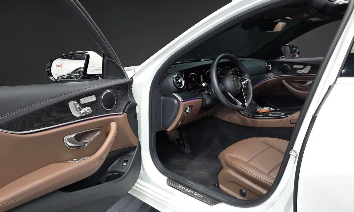 Mercedes-Benz E-Class 2023 из KR, фото 9