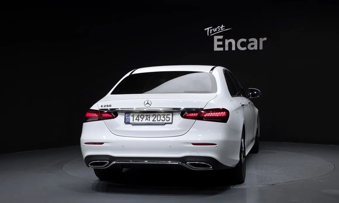 Mercedes-Benz E-Class 2023 из KR, фото 6