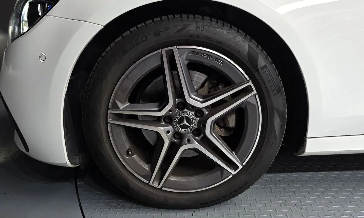 Mercedes-Benz E-Class 2023 из KR, фото 4