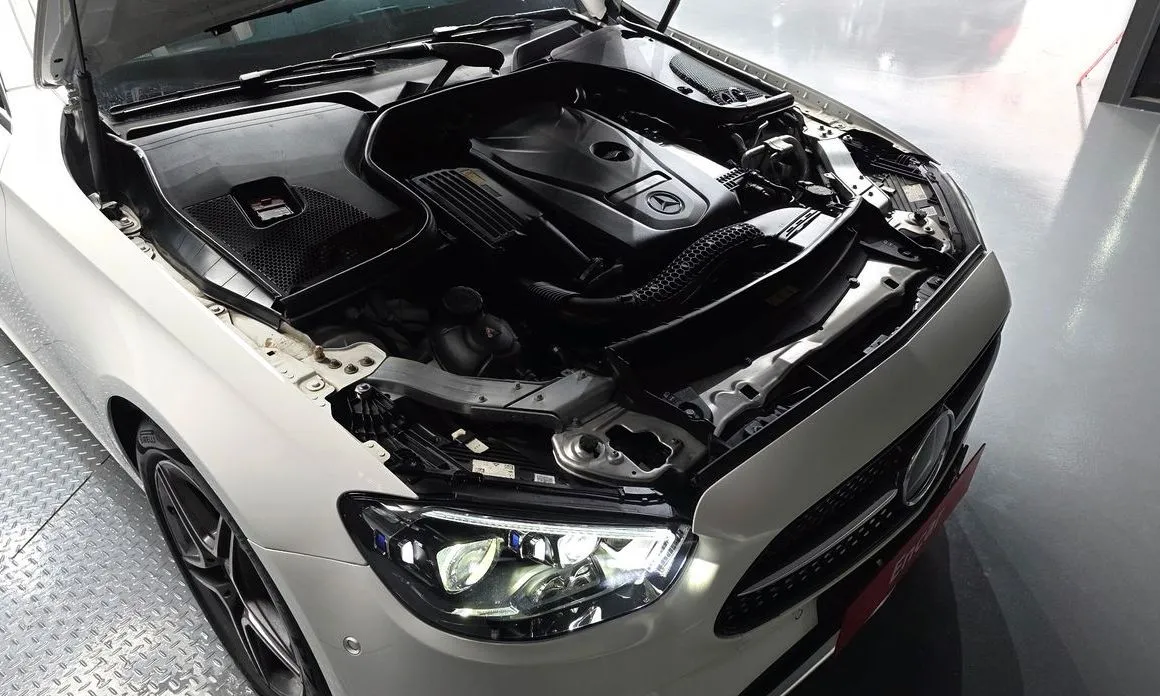 Mercedes-Benz E-Class 2023 из KR, фото 10