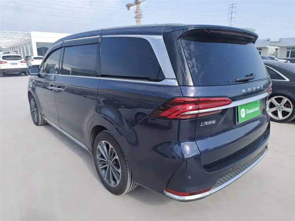 Roewe iMAX8 — фото 2
