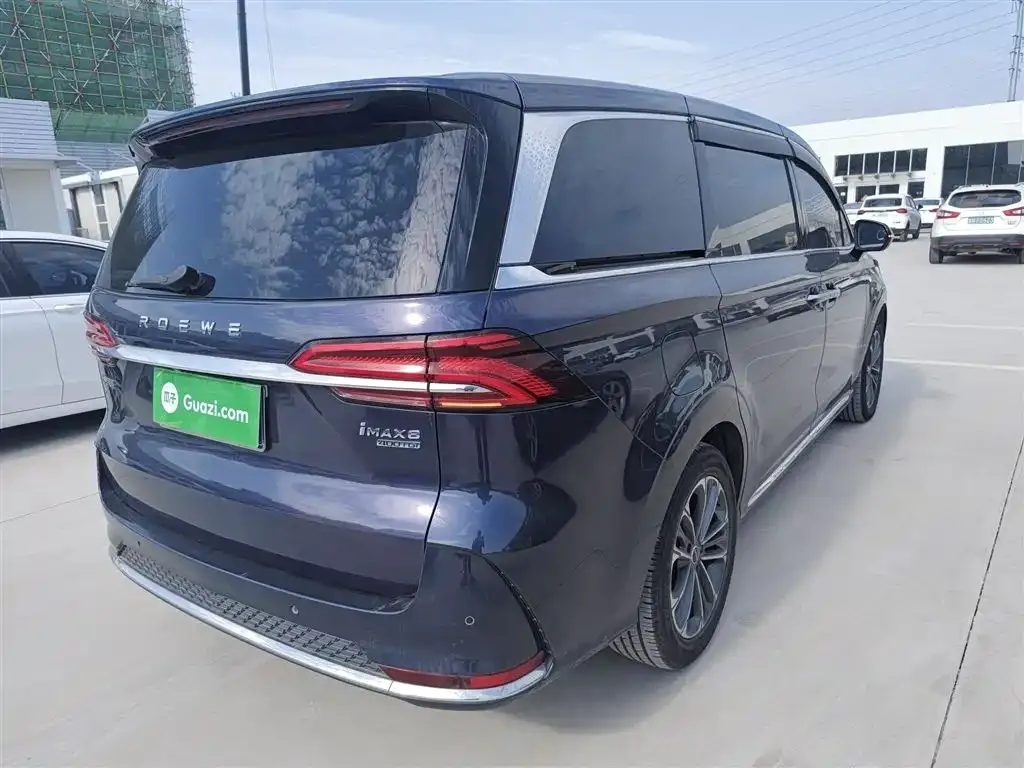 Roewe iMAX8 — фото 10