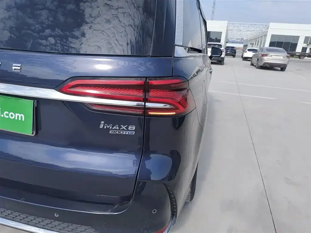 Roewe iMAX8 — фото 3