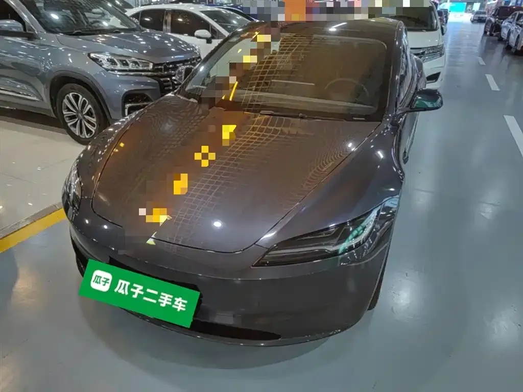 Tesla Model 3 — фото 10