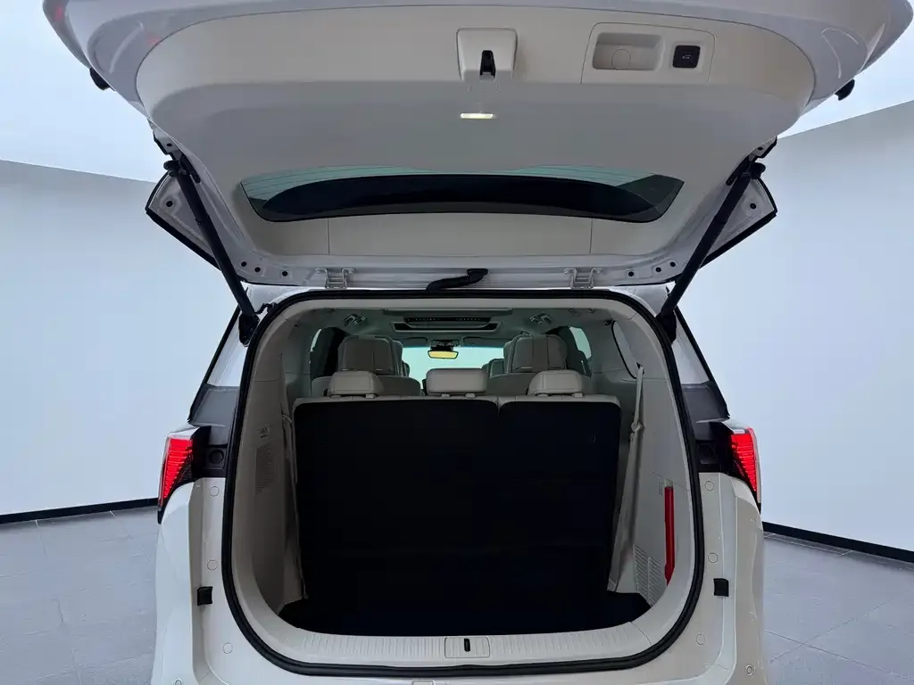 Buick GL8 Hybrid — фото 8