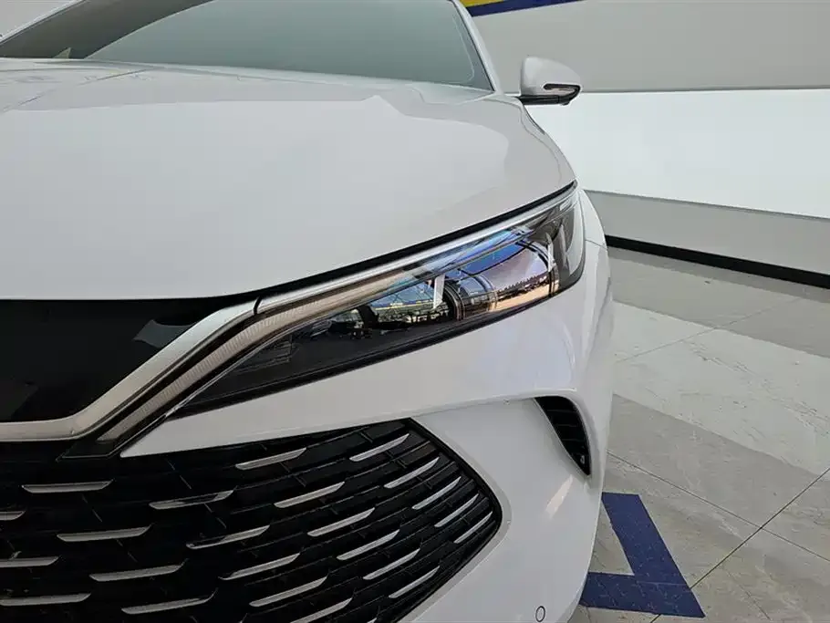 BYD Qin L — фото 8