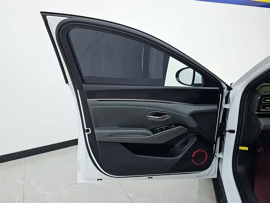 BYD Qin L — фото 2