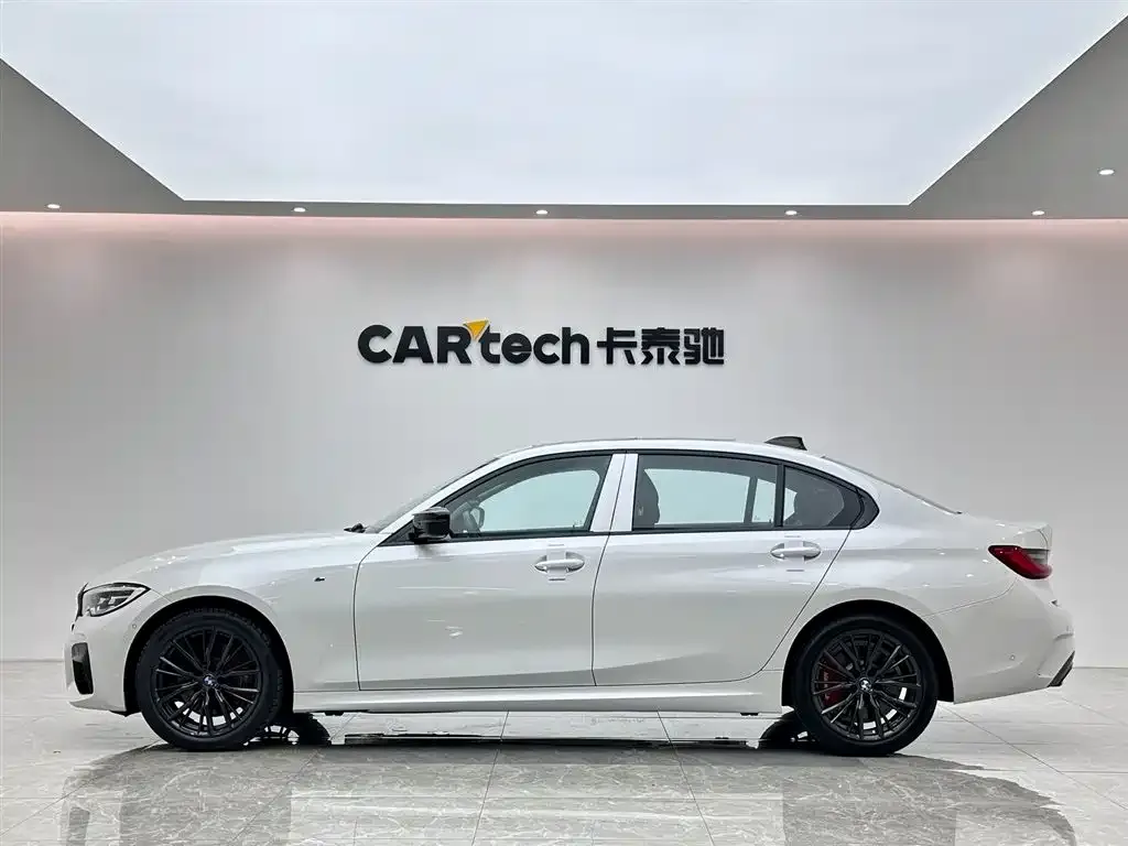 BMW 3 Series 2021 из CN, фото 2