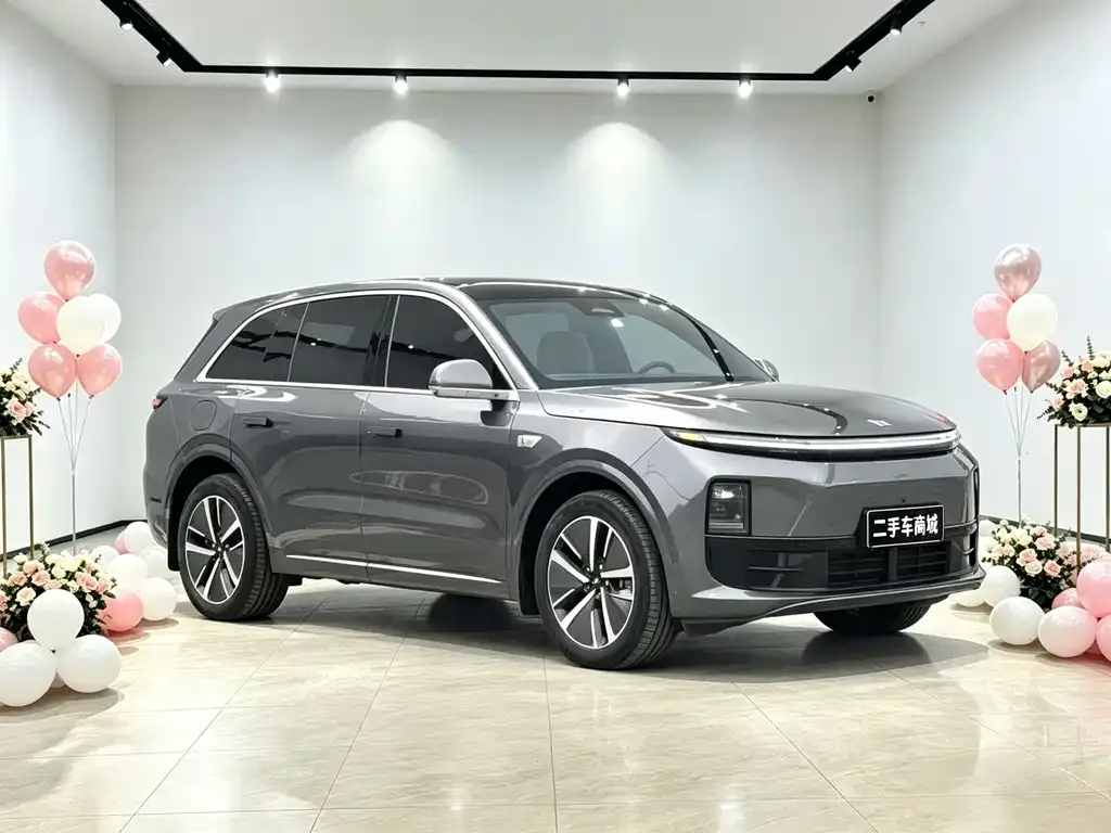Li Auto L6
