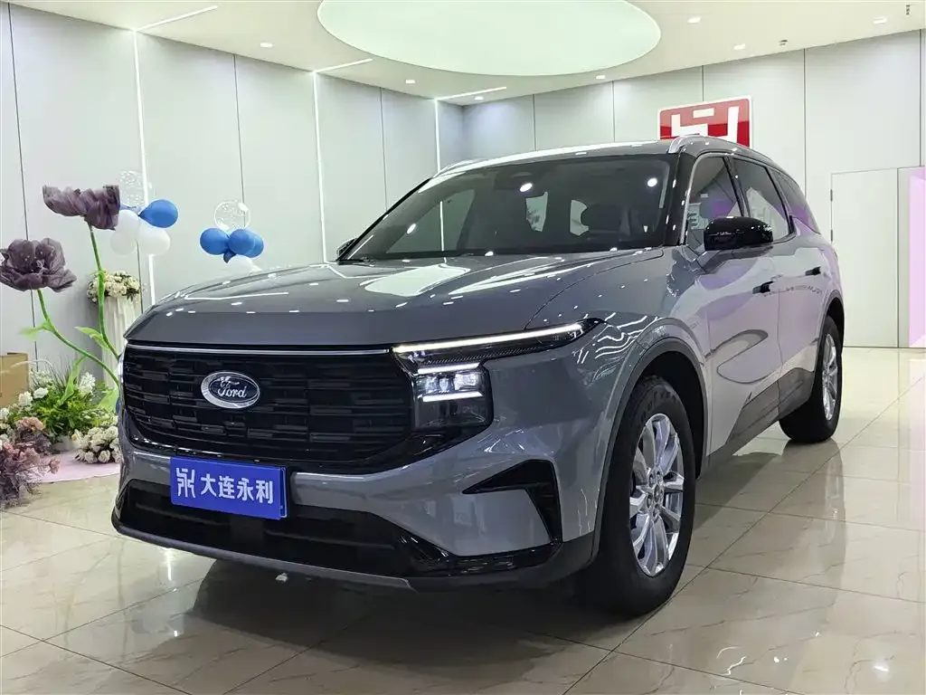 Ford Edge — фото 1