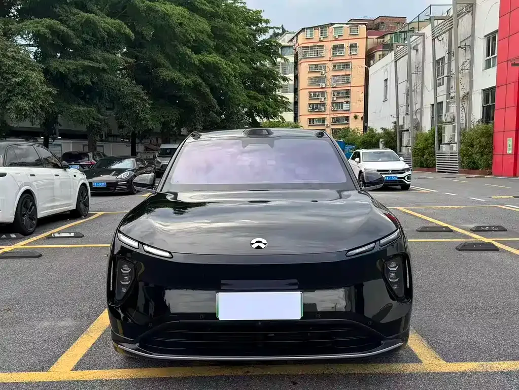 NIO EC6 — фото 10