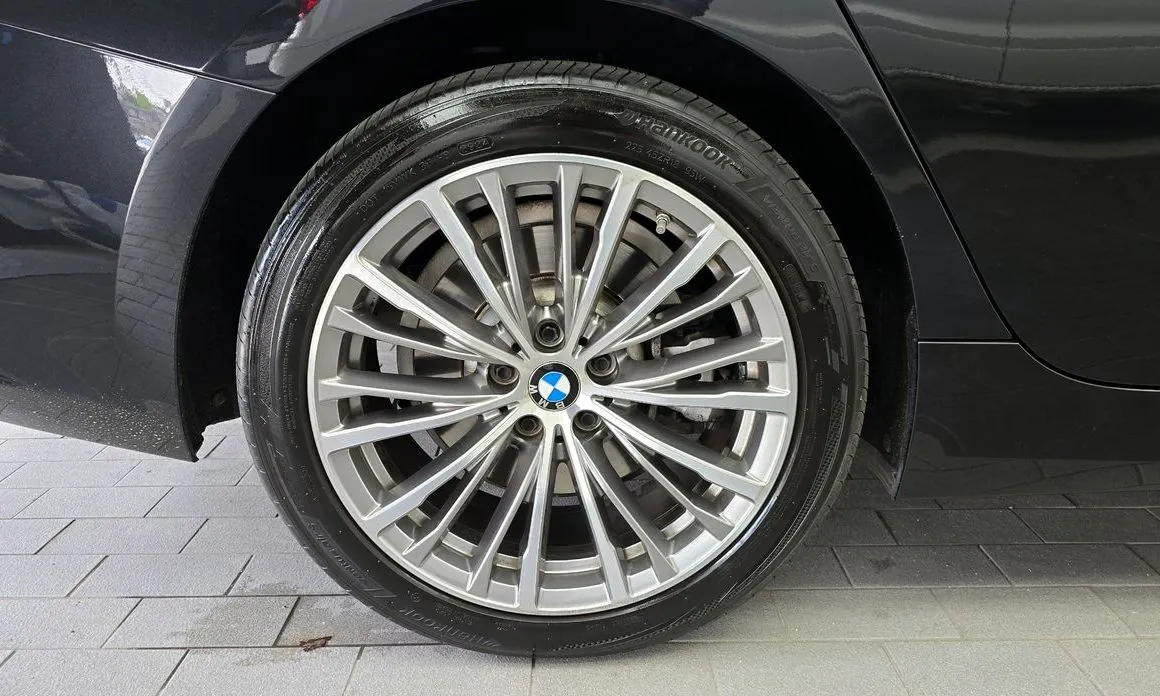 BMW 3-Series 2021 из KR, фото 9