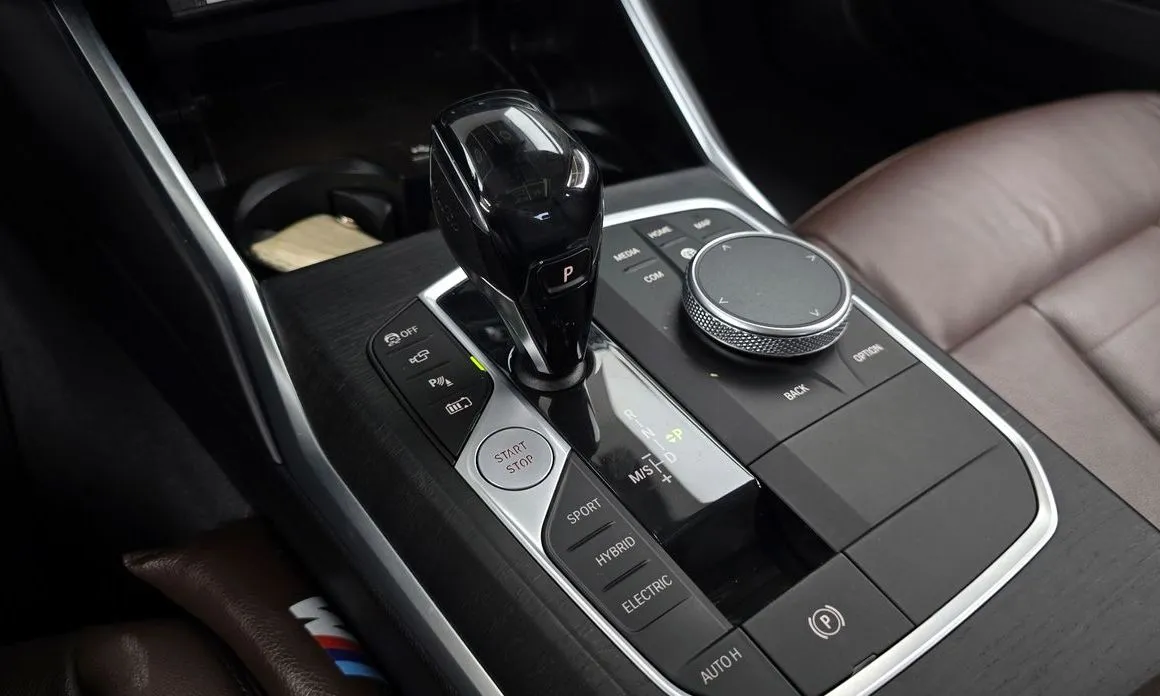 BMW 3-Series 2021 из KR, фото 7
