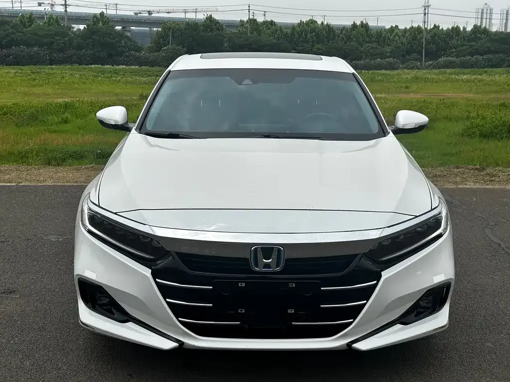 Honda Accord — фото 6