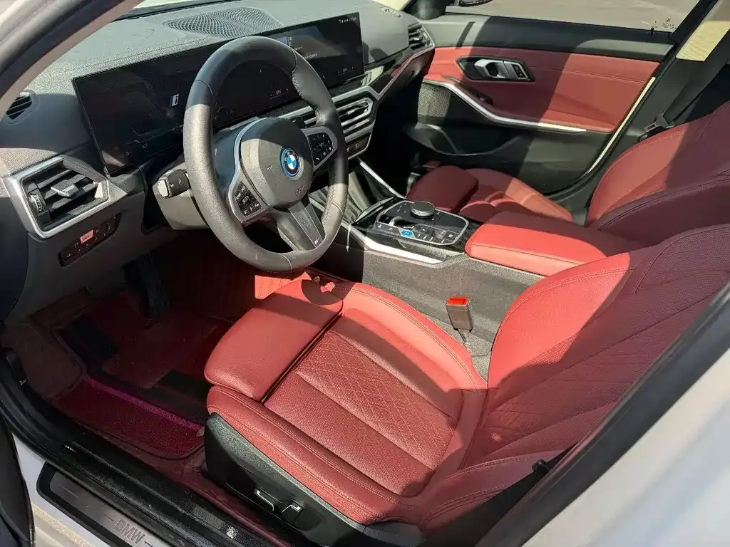 BMW i3 — фото 4