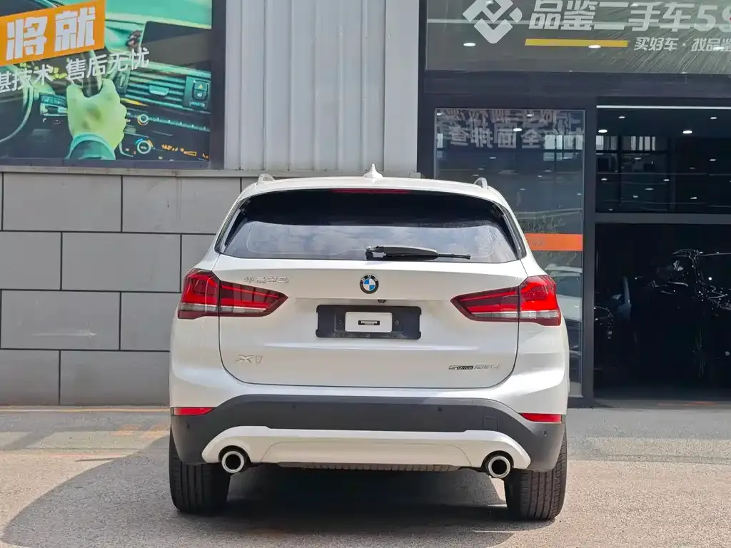 BMW X1 — фото 4