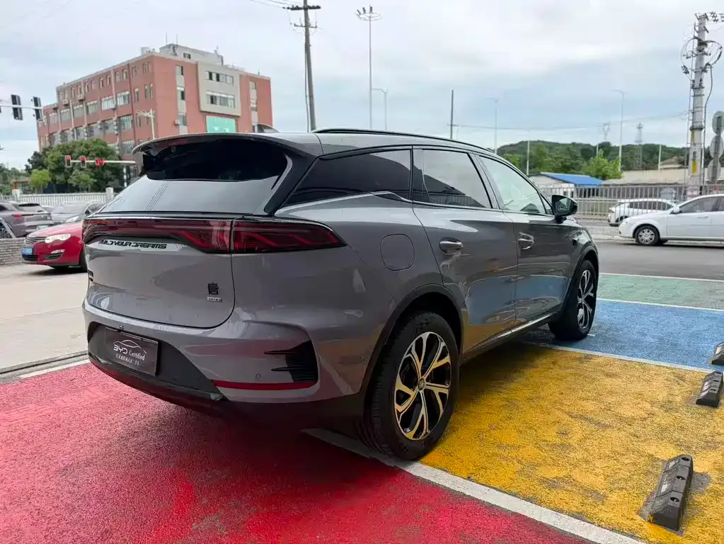 BYD Tang New Energy — фото 10