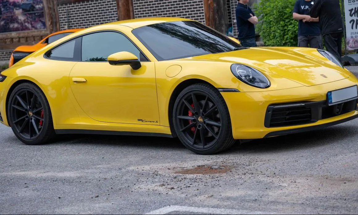 Porsche 911 2021 из KR, фото 8