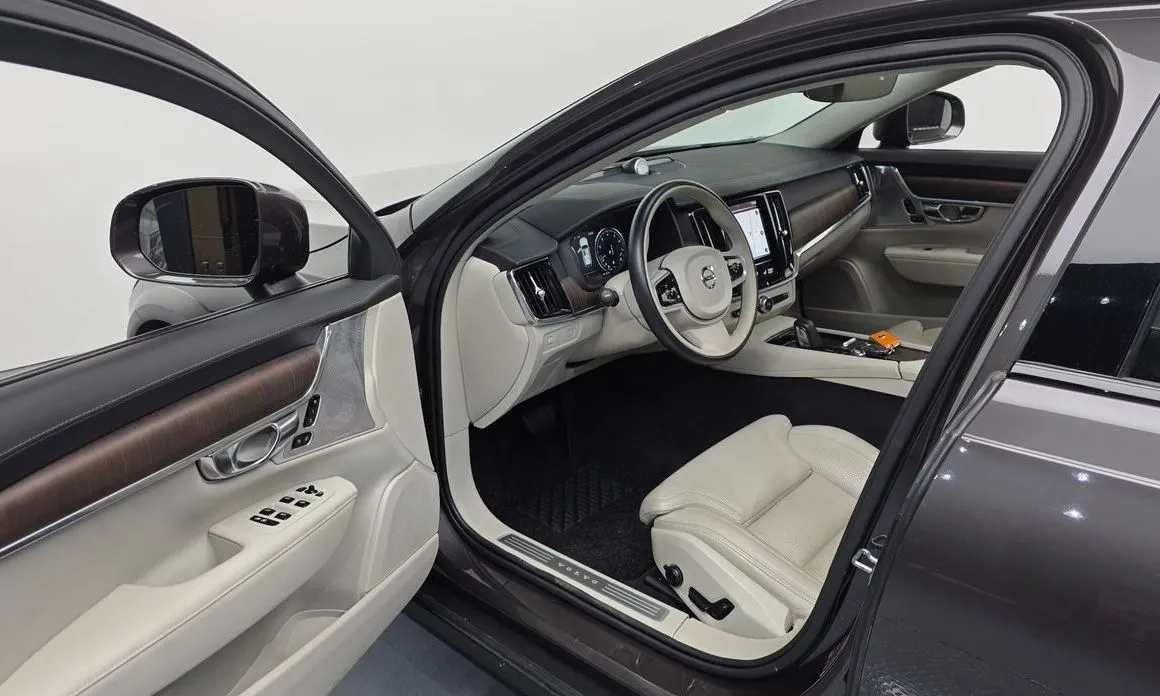 Volvo V90 2021 из KR, фото 9