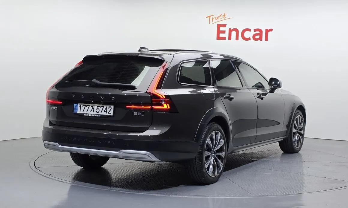 Volvo V90 2021 из KR, фото 3