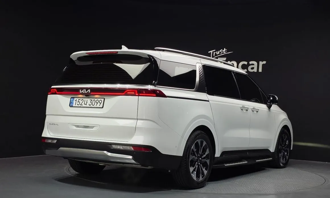 Kia Carnival 2023 из KR, фото 4