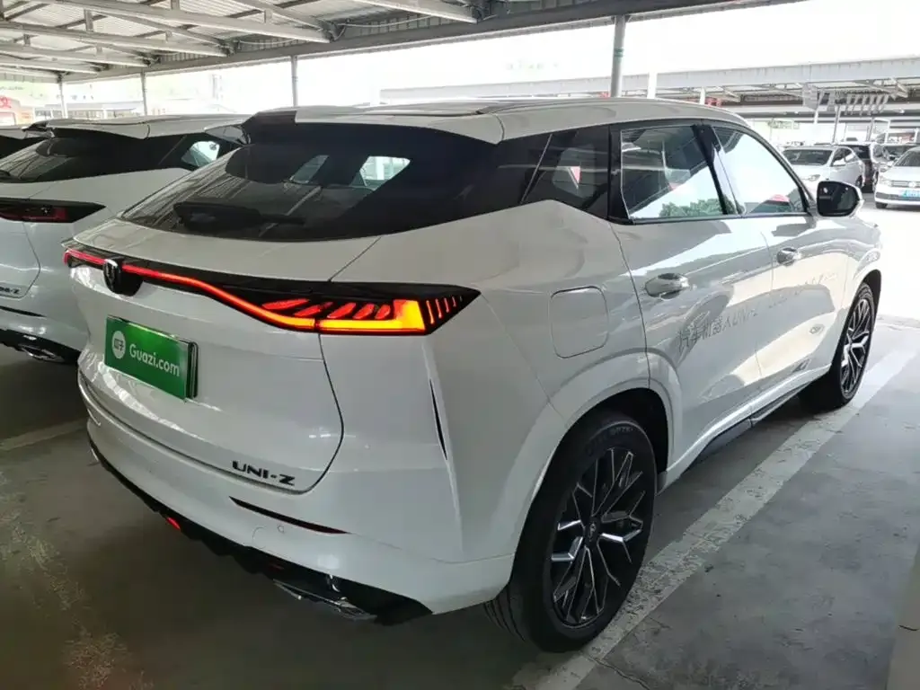 Changan UNI-Z New Energy 2026 из CN, фото 10