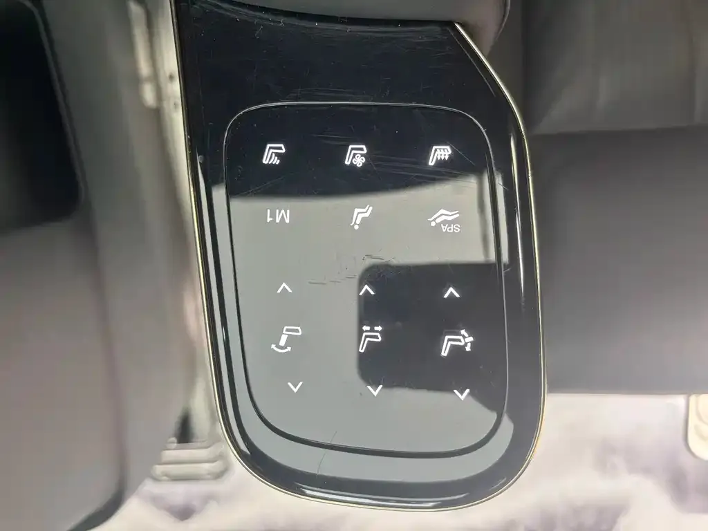 GAC Motor Trumpchi M8 — фото 3