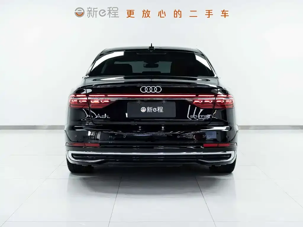 Audi A8 — фото 8