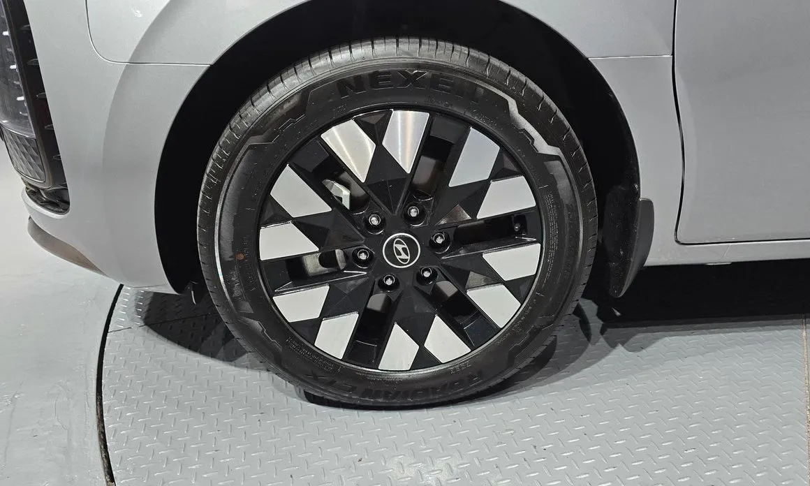 Hyundai Staria 2025 из KR, фото 5