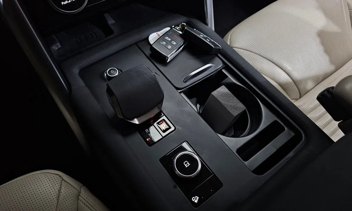 Land Rover Discovery 2022 из KR, фото 5