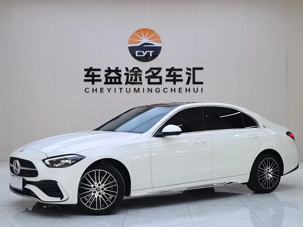 Mercedes-Benz C-Class — фото 1