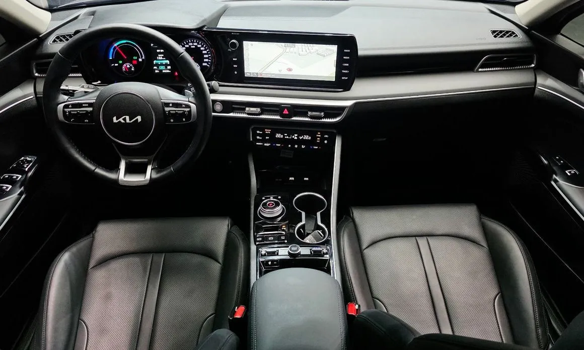 Kia K5 2023 из KR, фото 8
