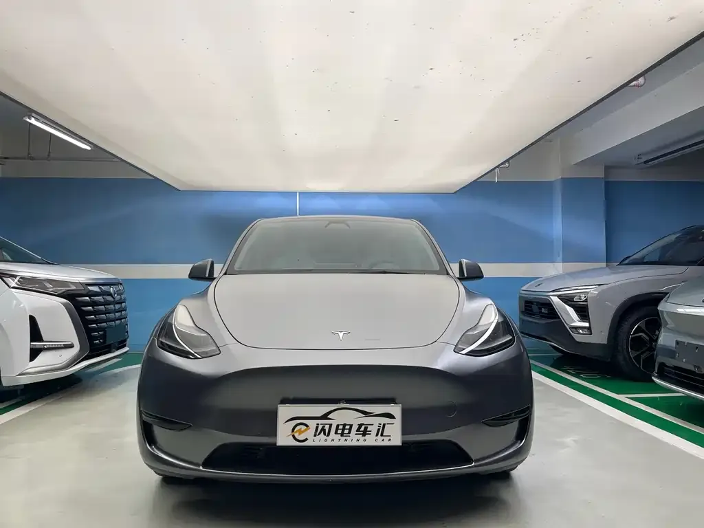 Tesla Model Y — фото 9