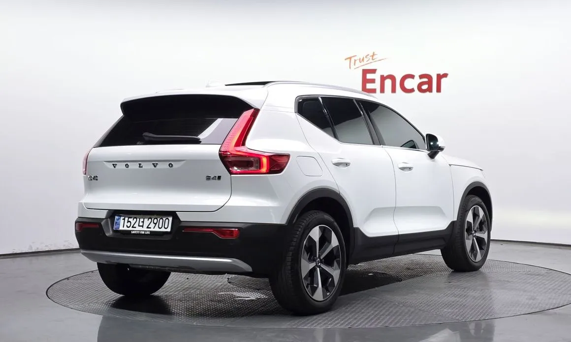 Volvo XC40 2024 из KR, фото 3