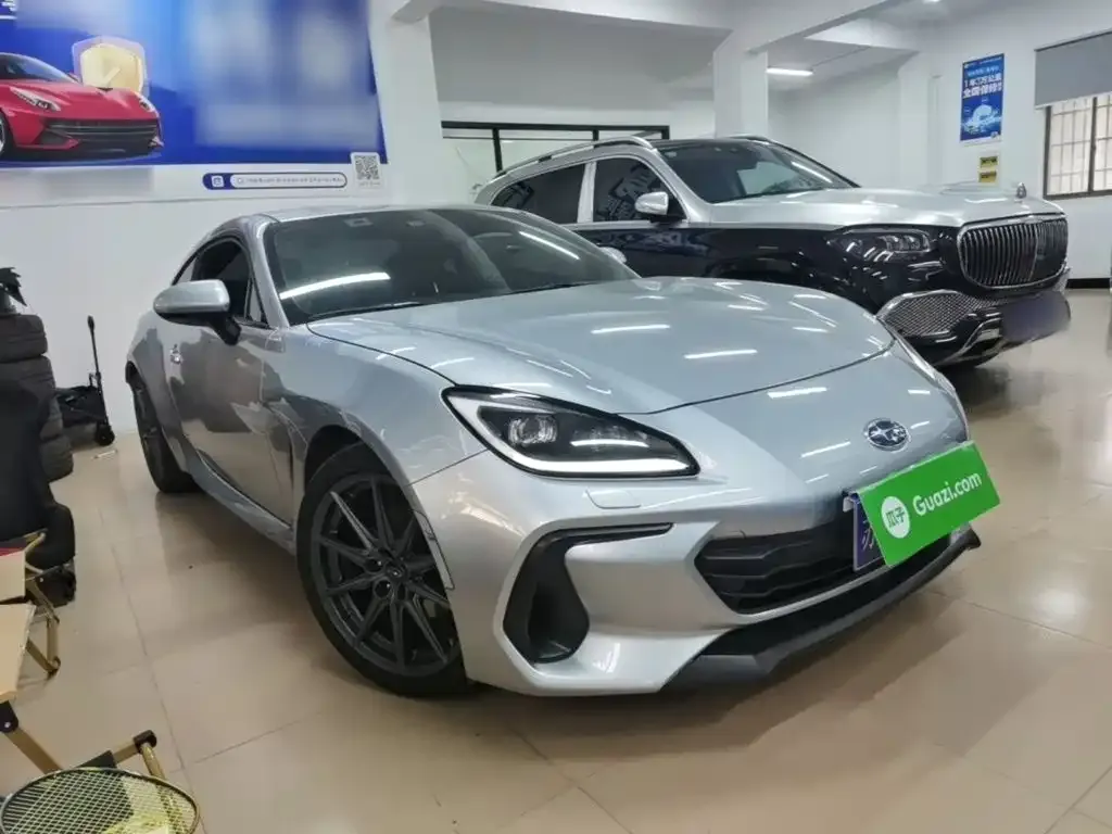 Subaru BRZ 2023 из CN, фото 3