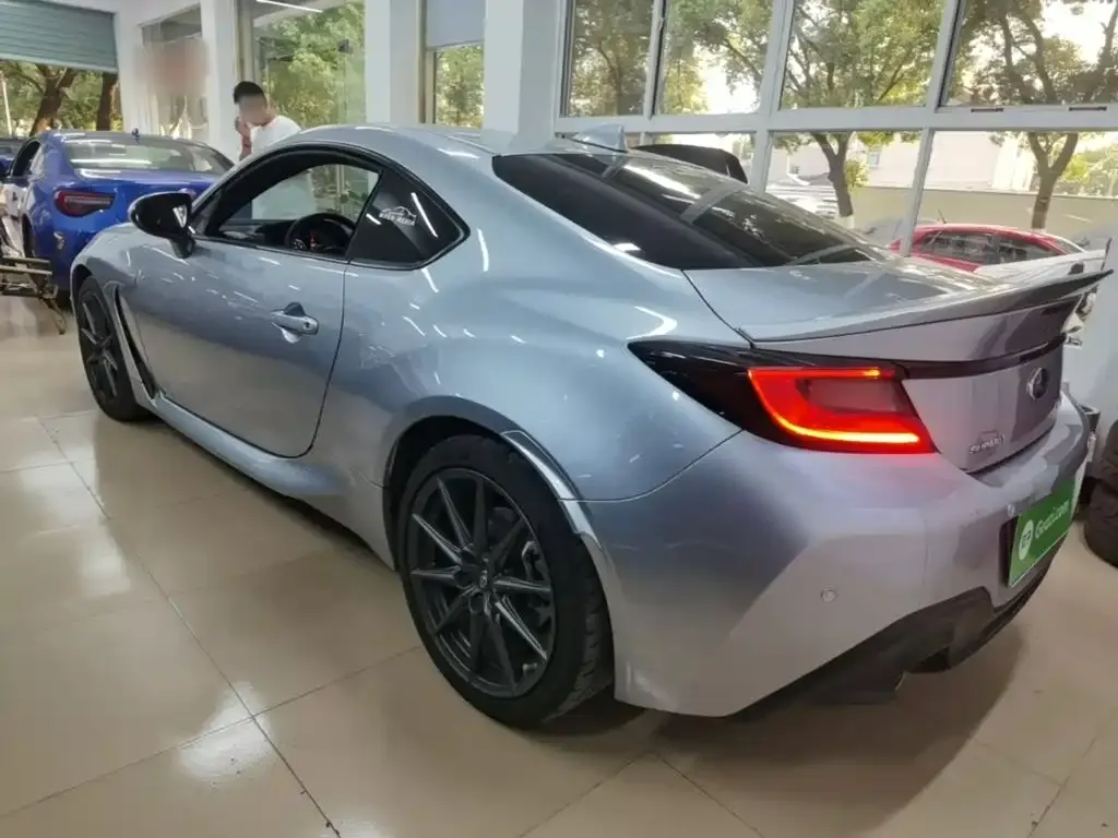 Subaru BRZ 2023 из CN, фото 5