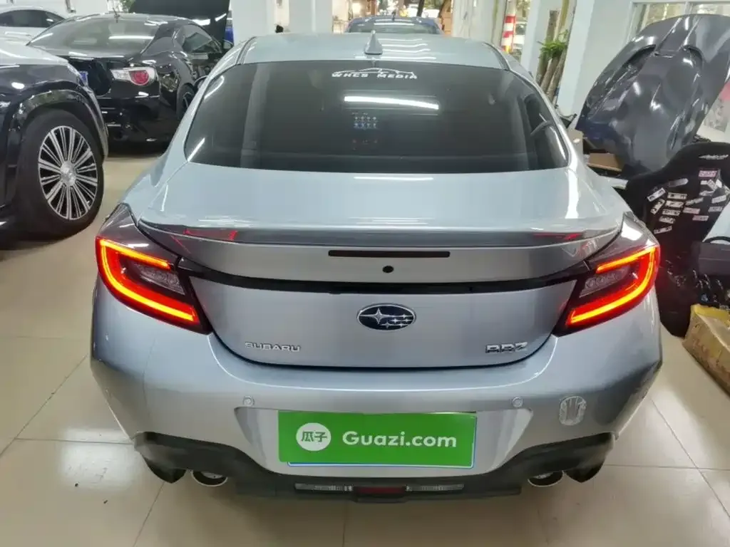 Subaru BRZ 2023 из CN, фото 8