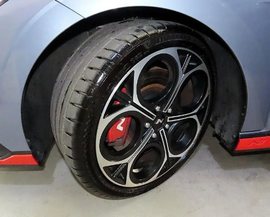 Hyundai AVANTE — фото 8