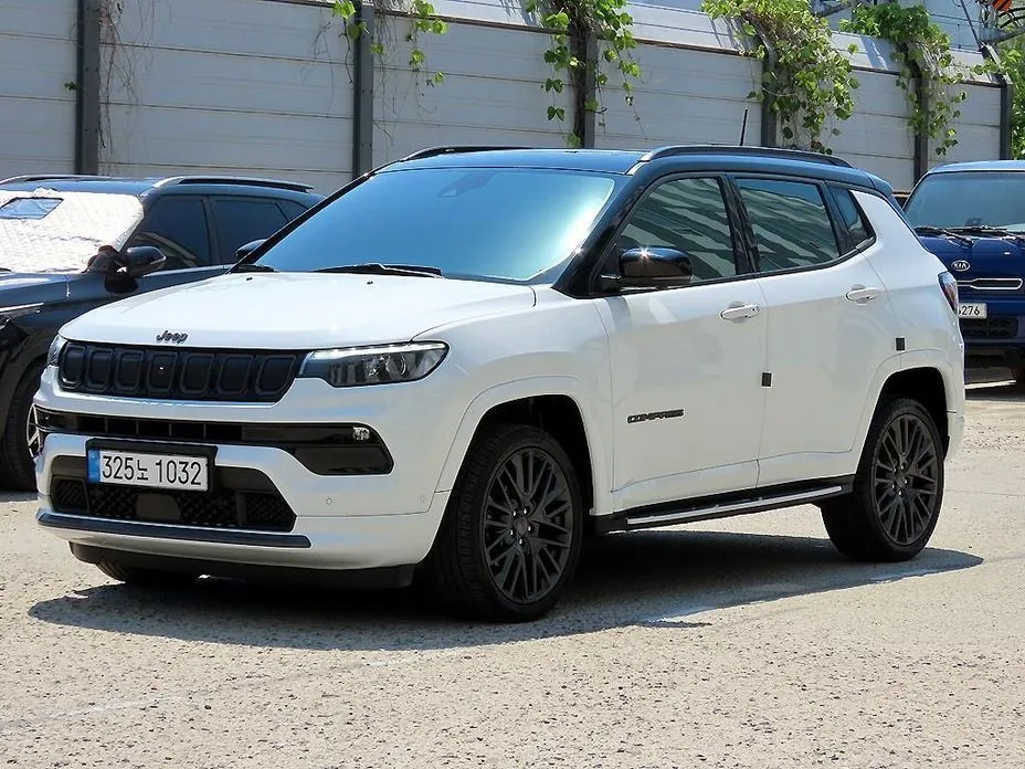 Jeep Compass 2022 из KR, фото 9