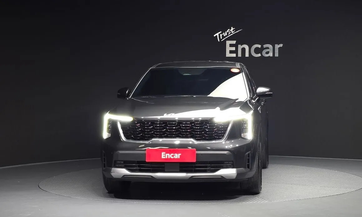 Kia Sorento — фото 6