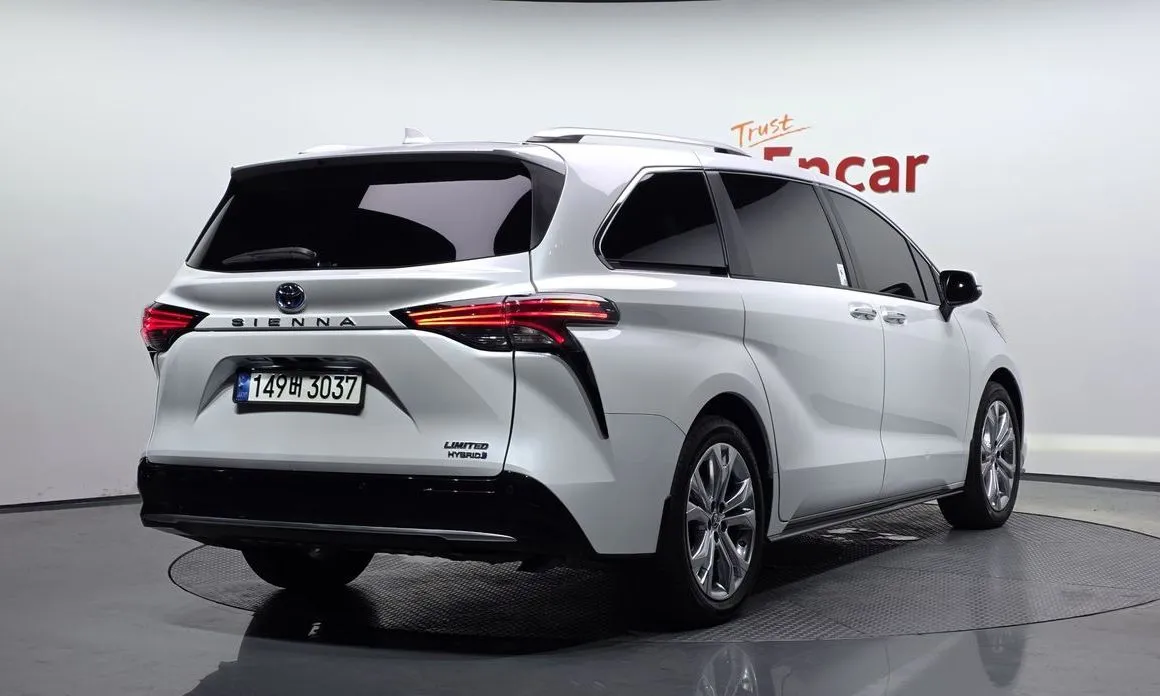 Toyota Sienna 2022 из KR, фото 4