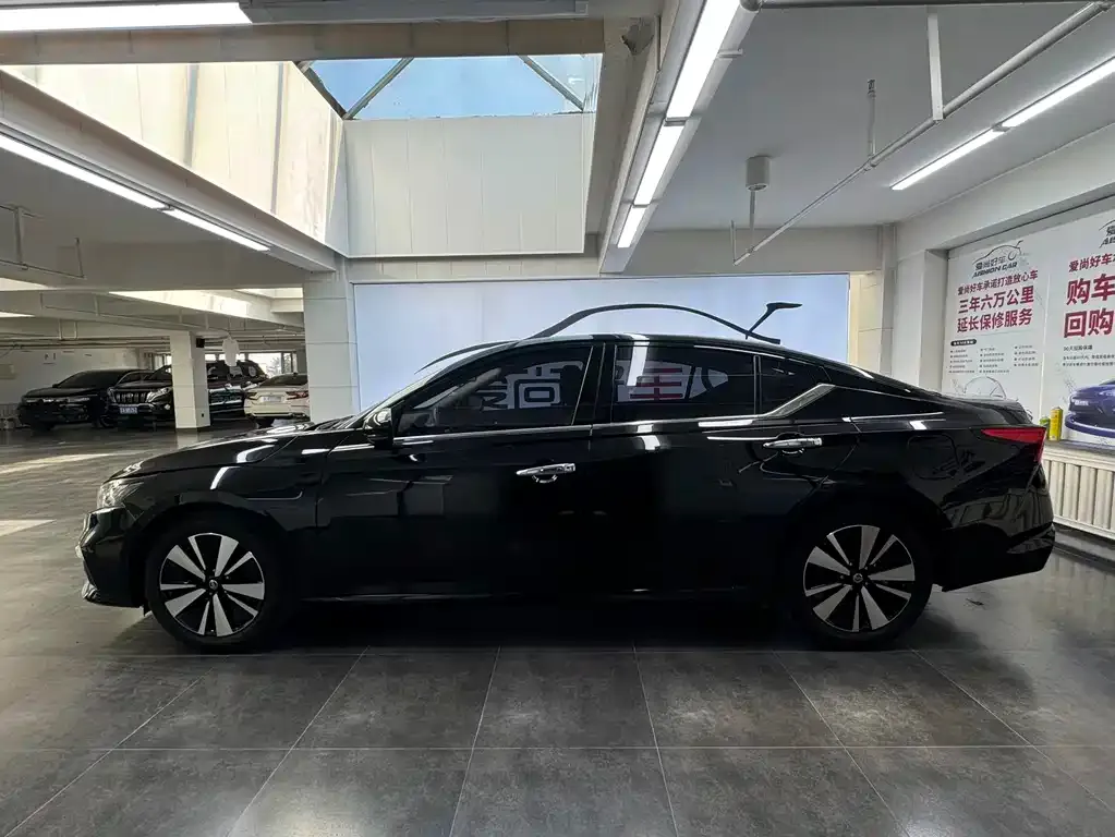 Nissan Teana — фото 3