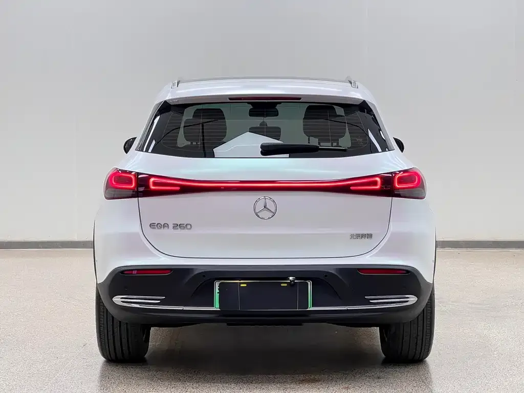 Mercedes-Benz EQA 2023 из CN, фото 2